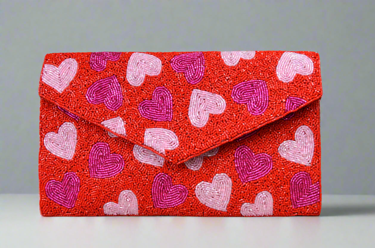 RADIANT HEARTS ENVELOPE CLUTCH